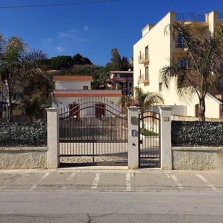 Costa Del Sol Bed and Breakfast Porto Empedocle Exterior foto