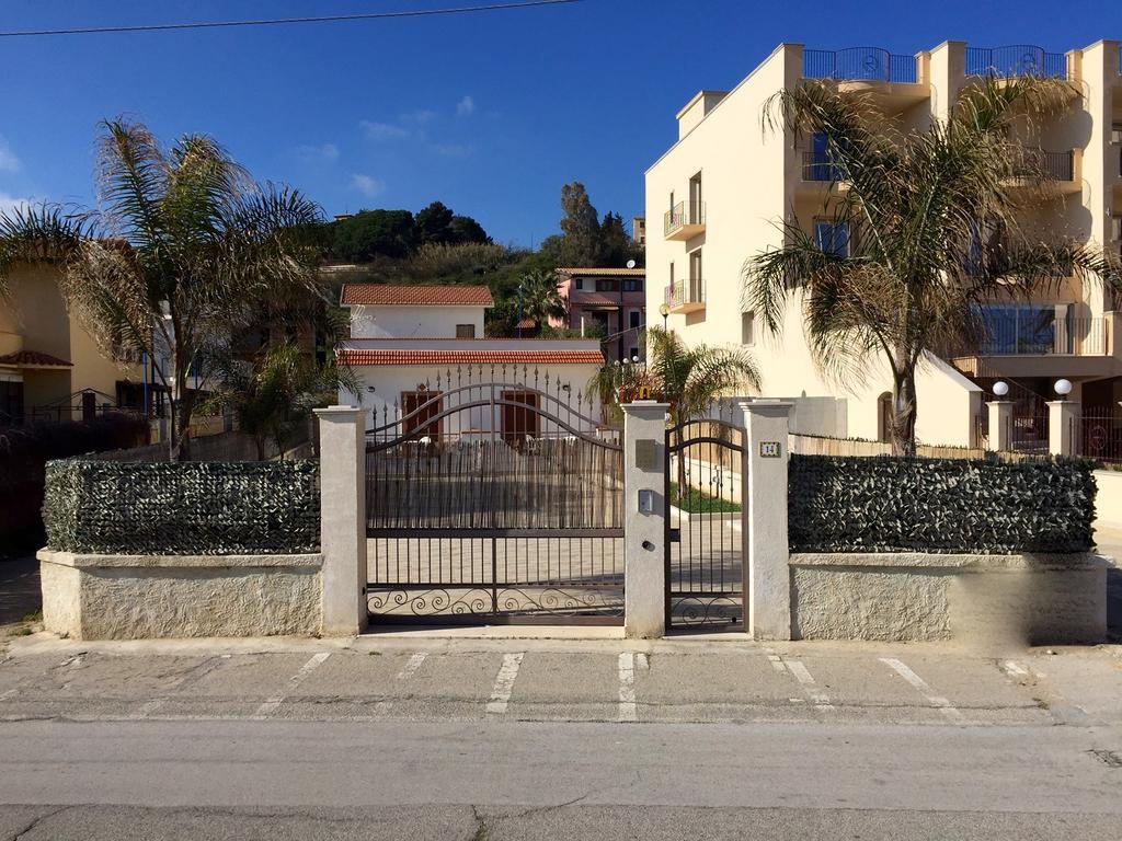 Costa Del Sol Bed and Breakfast Porto Empedocle Exterior foto